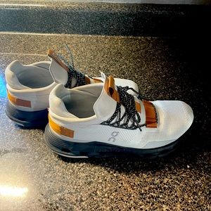 Mens OnCloud Cloudnova 8.5 Shoes